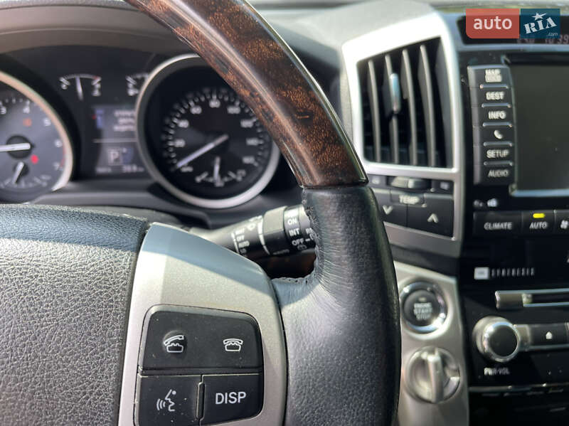 Внедорожник / Кроссовер Toyota Land Cruiser 2013 в Кременчуге