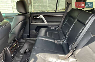 Позашляховик / Кросовер Toyota Land Cruiser 2013 в 