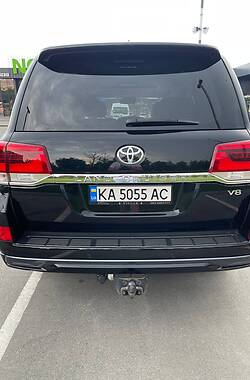 Позашляховик / Кросовер Toyota Land Cruiser 2016 в Києві