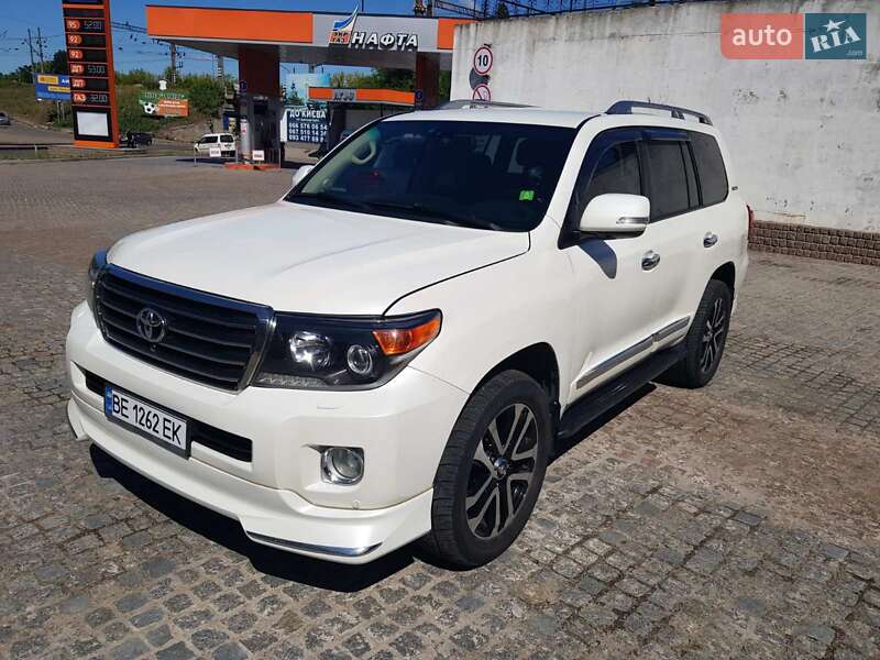 Внедорожник / Кроссовер Toyota Land Cruiser 2014 в Первомайске