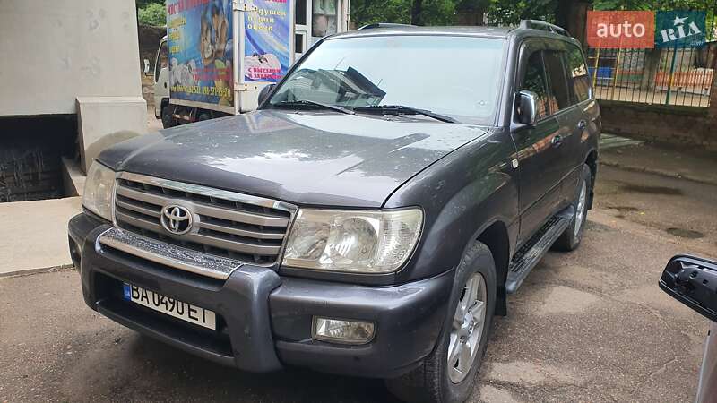 Toyota Land Cruiser 2002