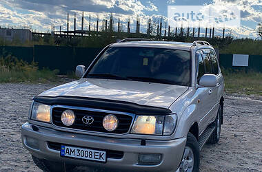 Позашляховик / Кросовер Toyota Land Cruiser 2001 в Львові