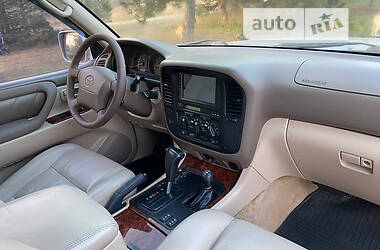 Позашляховик / Кросовер Toyota Land Cruiser 2000 в Дніпрі