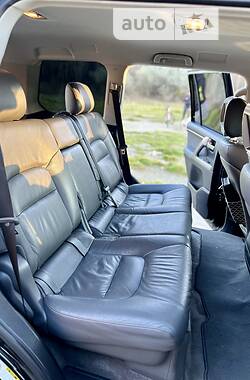 Внедорожник / Кроссовер Toyota Land Cruiser 2010 в 