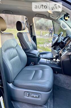 Внедорожник / Кроссовер Toyota Land Cruiser 2010 в 