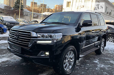 Позашляховик / Кросовер Toyota Land Cruiser 2014 в Києві