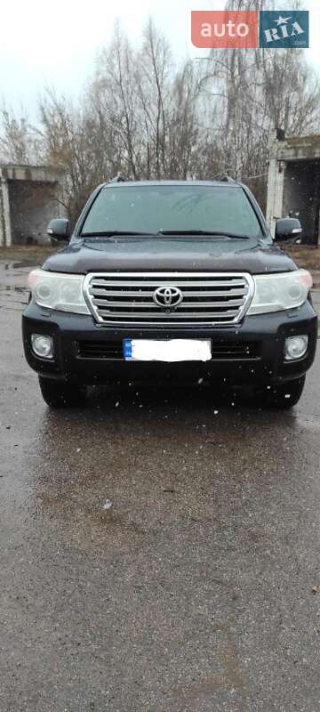 Внедорожник / Кроссовер Toyota Land Cruiser 2013 в Лубнах