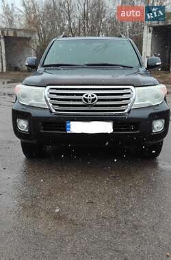 Внедорожник / Кроссовер Toyota Land Cruiser 2013 в Лубнах