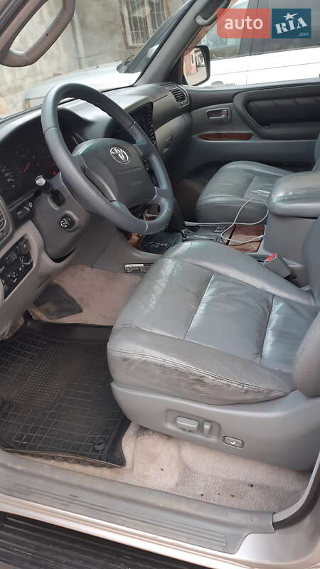 Внедорожник / Кроссовер Toyota Land Cruiser 2001 в Коломые
