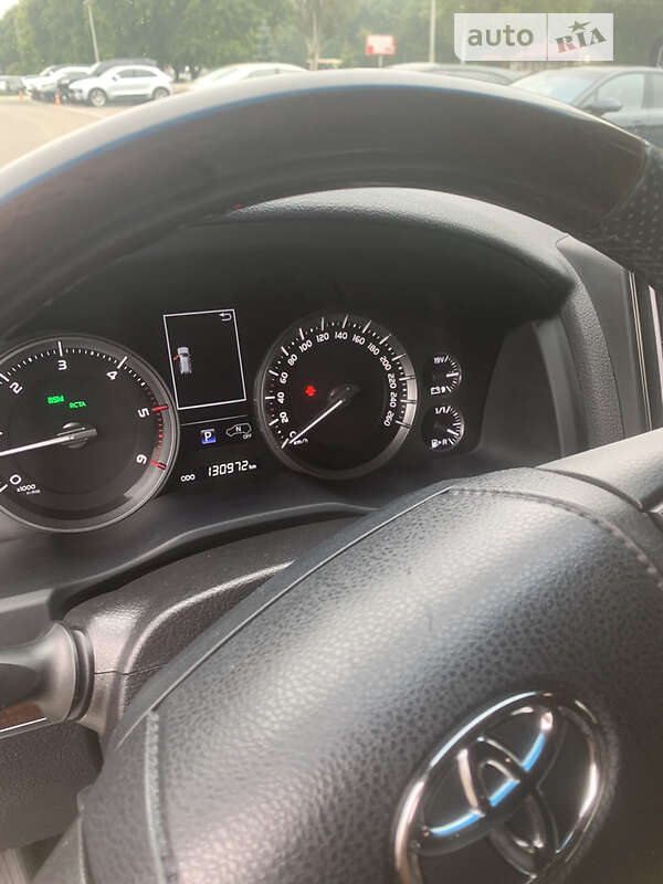 Внедорожник / Кроссовер Toyota Land Cruiser 2017 в Днепре