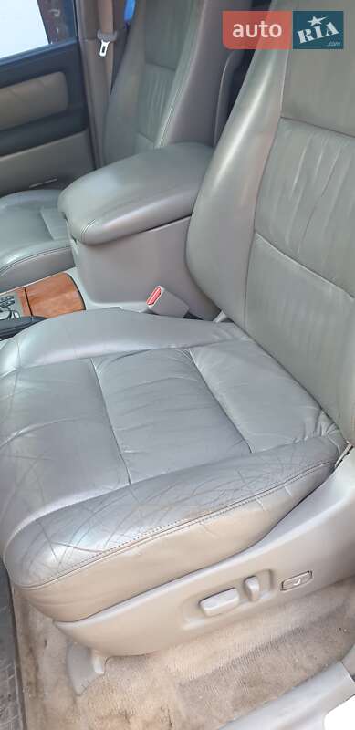 Внедорожник / Кроссовер Toyota Land Cruiser 2004 в Житомире