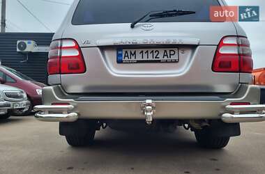 Внедорожник / Кроссовер Toyota Land Cruiser 2003 в 