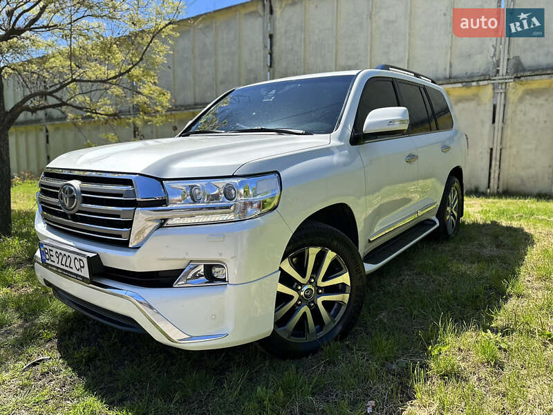 Toyota Land Cruiser 2016