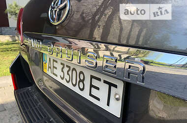 Внедорожник / Кроссовер Toyota Land Cruiser 2011 в Днепре