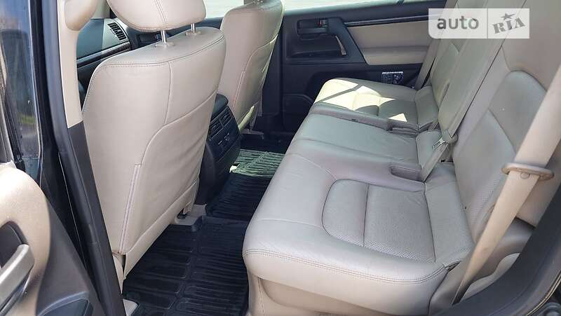 Внедорожник / Кроссовер Toyota Land Cruiser 2010 в Днепре