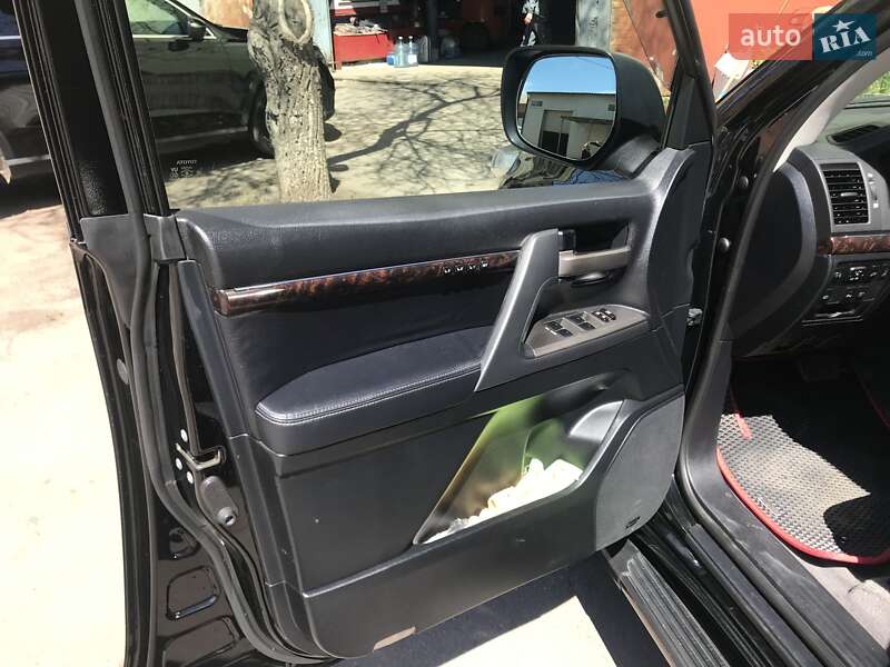Внедорожник / Кроссовер Toyota Land Cruiser 2011 в Кривом Роге