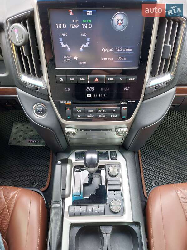 Внедорожник / Кроссовер Toyota Land Cruiser 2016 в Киеве