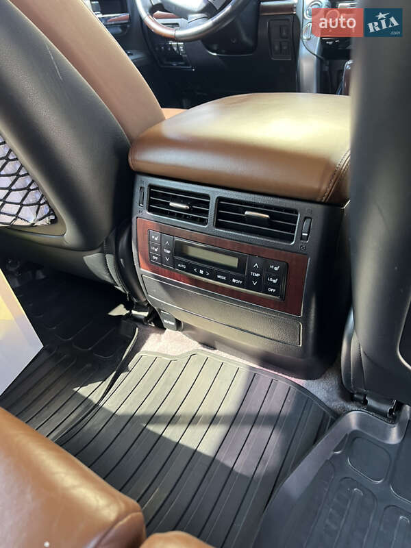 Внедорожник / Кроссовер Toyota Land Cruiser 2014 в Ужгороде