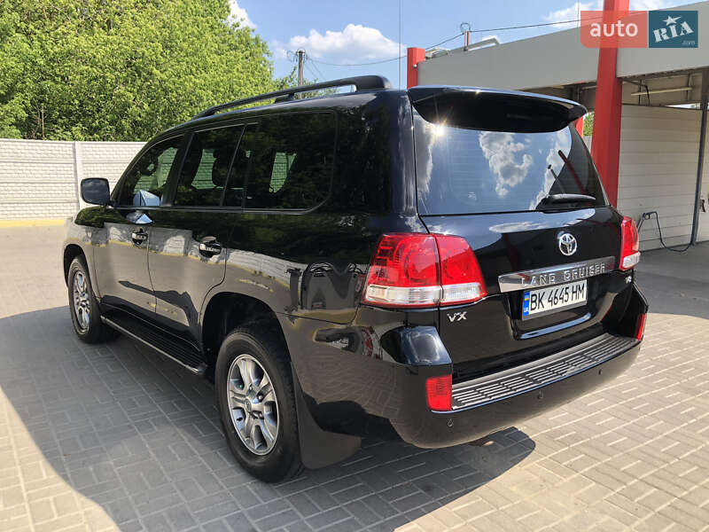 Внедорожник / Кроссовер Toyota Land Cruiser 2007 в Ровно