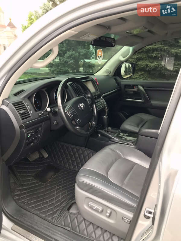Внедорожник / Кроссовер Toyota Land Cruiser 2008 в Днепре