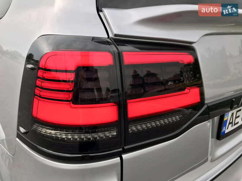 Внедорожник / Кроссовер Toyota Land Cruiser 2008 в Днепре