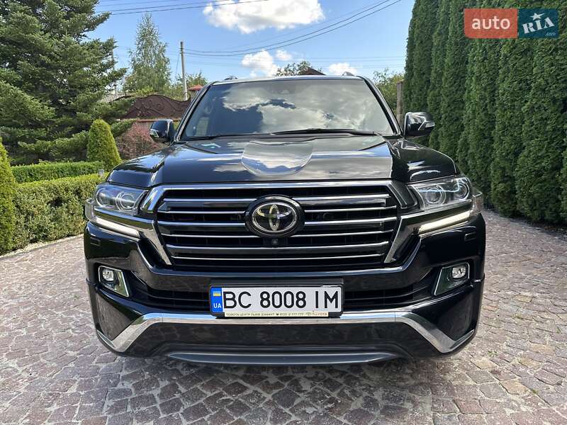 Внедорожник / Кроссовер Toyota Land Cruiser 2017 в Львове