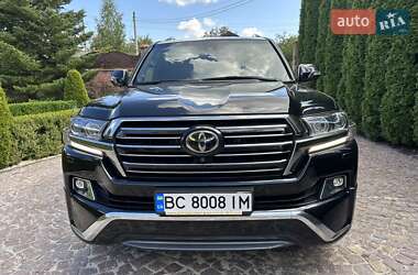 Внедорожник / Кроссовер Toyota Land Cruiser 2017 в Львове