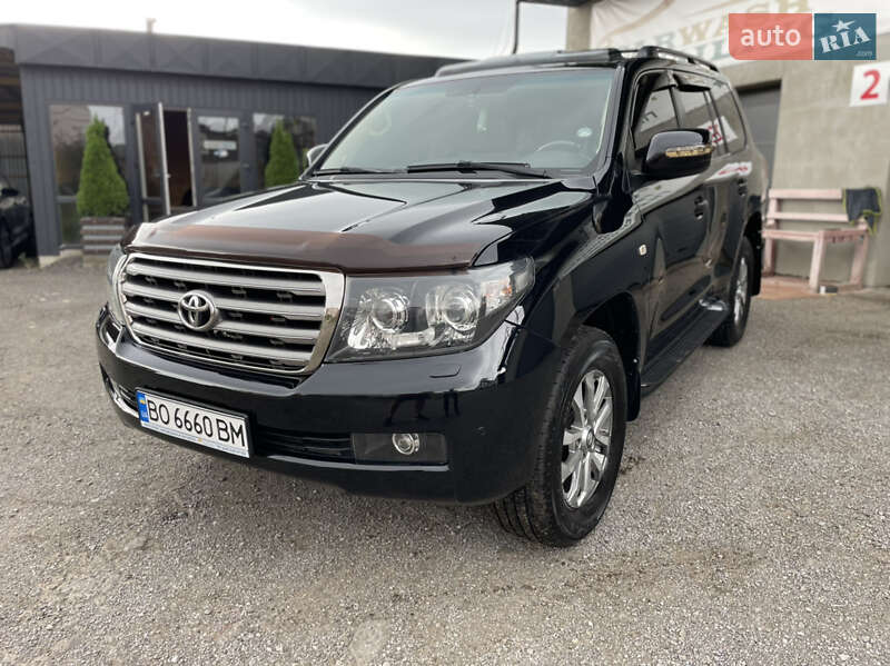 Внедорожник / Кроссовер Toyota Land Cruiser 2008 в Тернополе