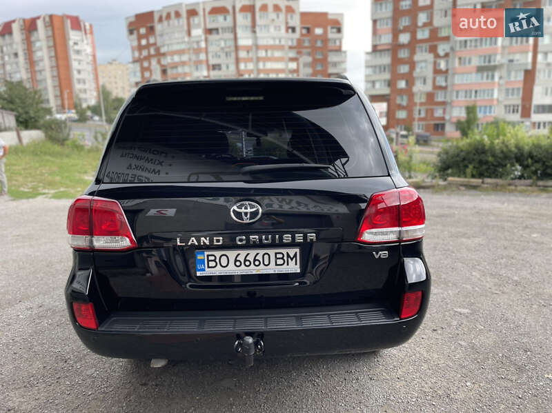Внедорожник / Кроссовер Toyota Land Cruiser 2008 в Тернополе