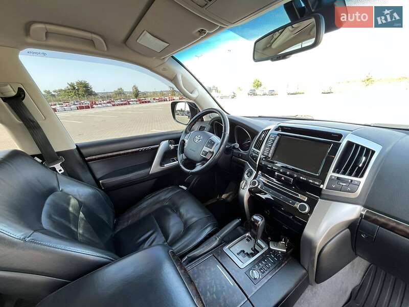 Позашляховик / Кросовер Toyota Land Cruiser 2013 в Вінниці