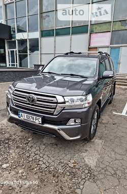 Внедорожник / Кроссовер Toyota Land Cruiser 2018 в Киеве