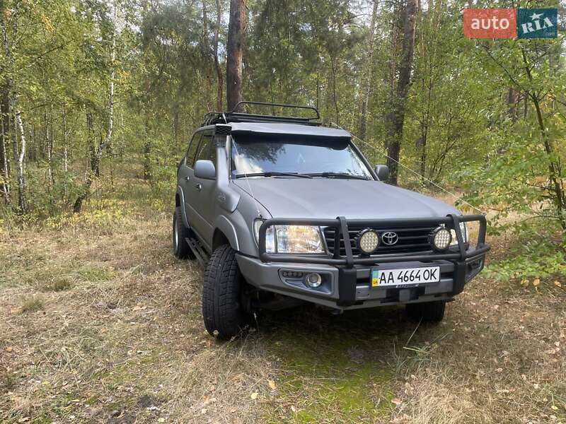 Позашляховик / Кросовер Toyota Land Cruiser 1998 в Києві