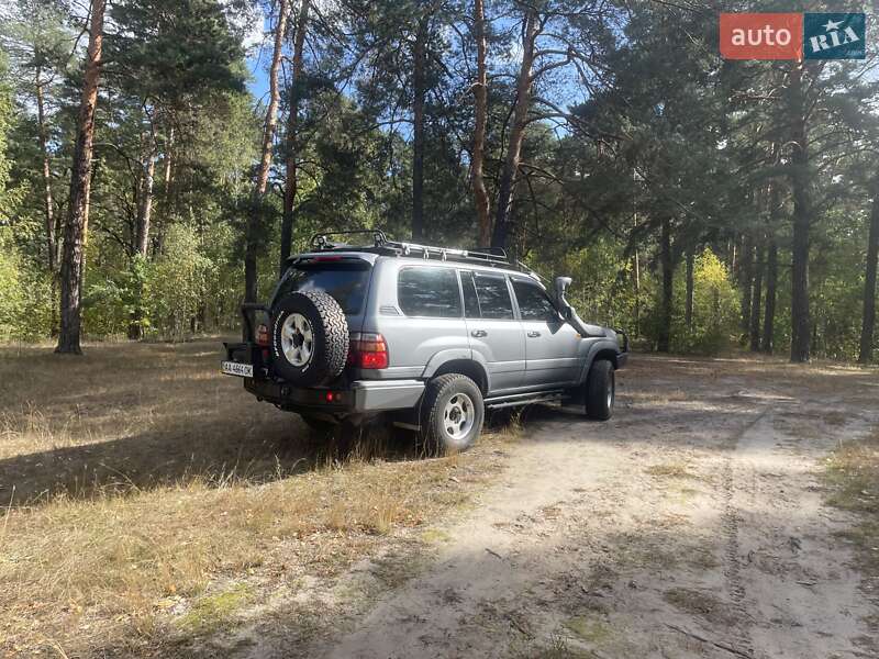 Позашляховик / Кросовер Toyota Land Cruiser 1998 в Києві