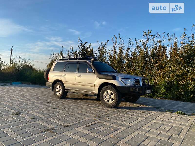 Внедорожник / Кроссовер Toyota Land Cruiser 2006 в Одессе