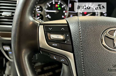 Внедорожник / Кроссовер Toyota Land Cruiser 2019 в 