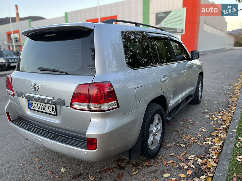 Позашляховик / Кросовер Toyota Land Cruiser 2008 в Сваляві