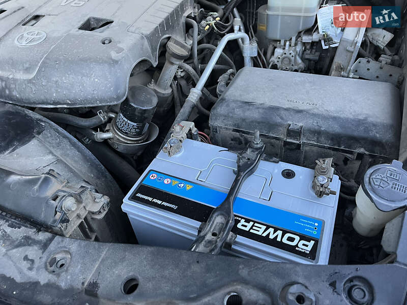 Позашляховик / Кросовер Toyota Land Cruiser 2008 в Сваляві