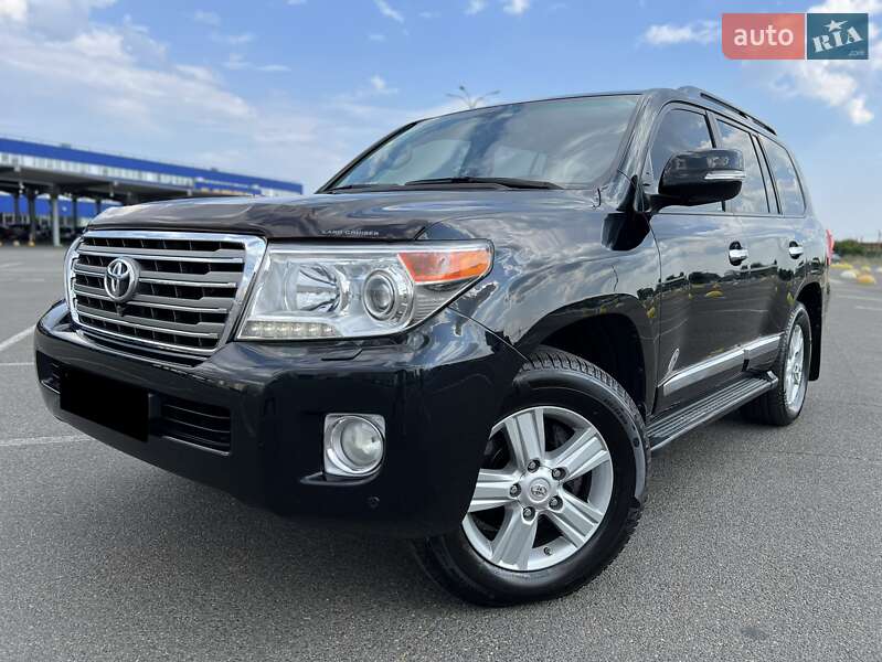 Toyota Land Cruiser 2012