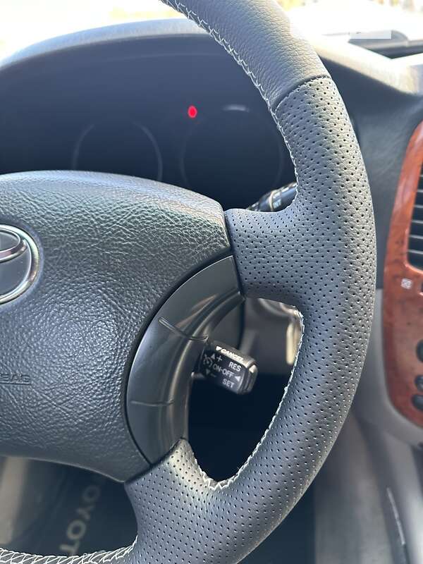 Внедорожник / Кроссовер Toyota Land Cruiser 2003 в Ровно фото 9 Внедорожник / Кроссовер Toyota Land Cruiser 2003 в Ровно