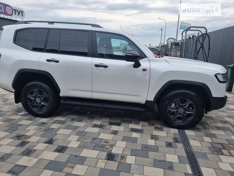 Внедорожник / Кроссовер Toyota Land Cruiser 2022 в 