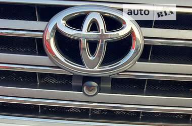 Внедорожник / Кроссовер Toyota Land Cruiser 2013 в Херсоне