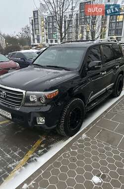 Toyota Land Cruiser 2014