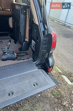 Внедорожник / Кроссовер Toyota Land Cruiser 2014 в 