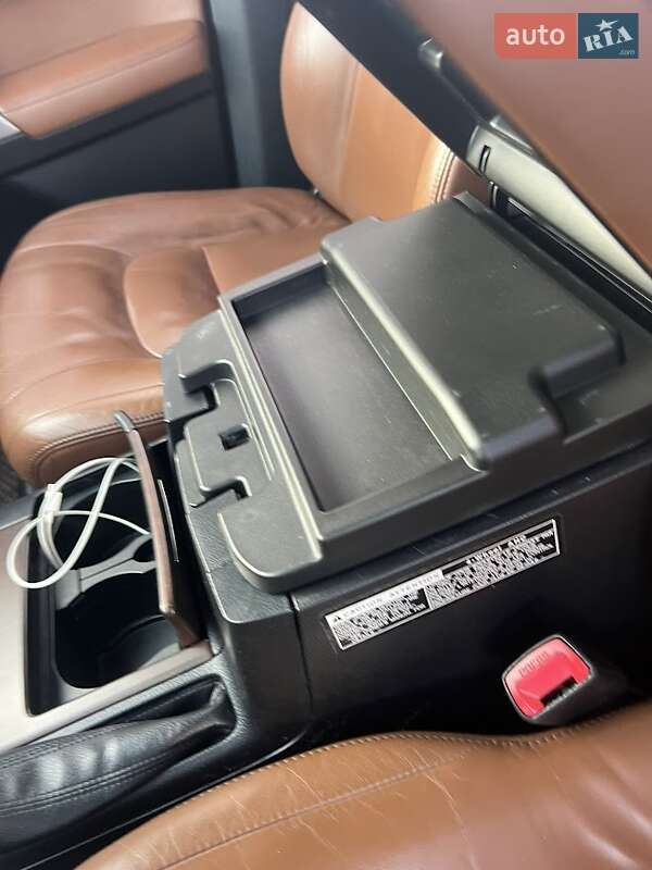 Внедорожник / Кроссовер Toyota Land Cruiser 2014 в Киеве фото 31 Внедорожник / Кроссовер Toyota Land Cruiser 2014 в Киеве