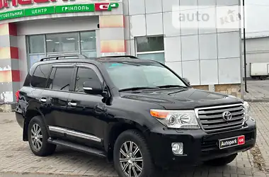 Toyota Land Cruiser 2012