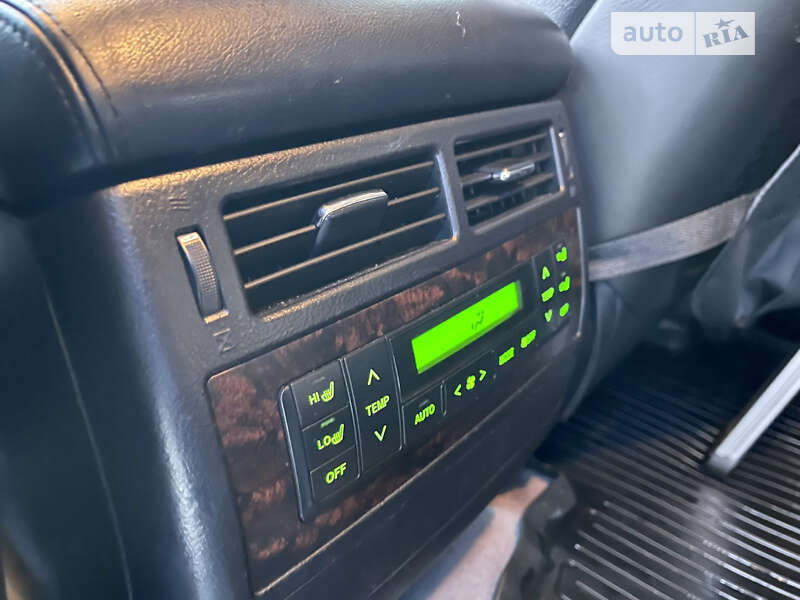 Внедорожник / Кроссовер Toyota Land Cruiser 2012 в Каменском фото 32 Внедорожник / Кроссовер Toyota Land Cruiser 2012 в Каменском