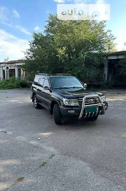 Внедорожник / Кроссовер Toyota Land Cruiser 2006 в Лубнах