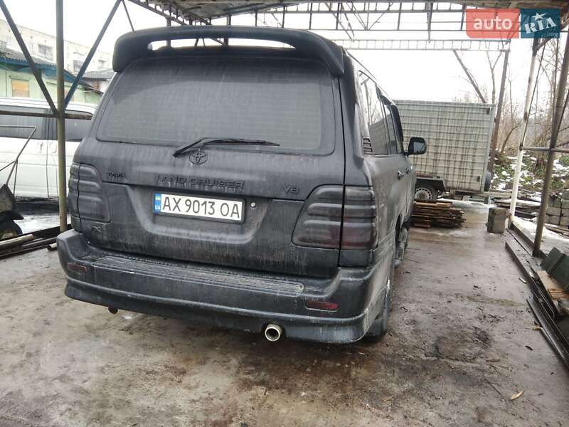 Внедорожник / Кроссовер Toyota Land Cruiser 1999 в Харькове