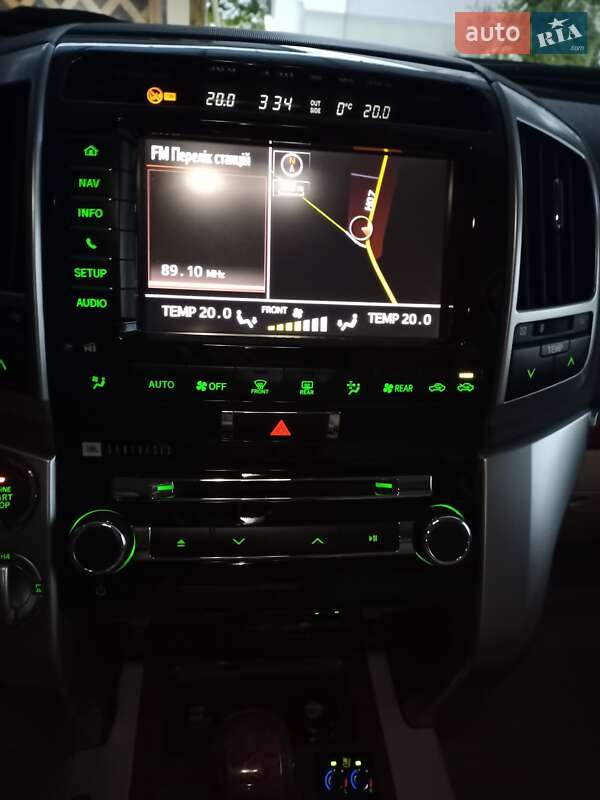 Позашляховик / Кросовер Toyota Land Cruiser 2013 в Чернігові