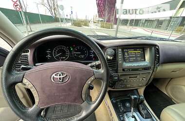 Внедорожник / Кроссовер Toyota Land Cruiser 2006 в Киеве